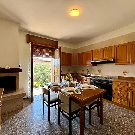 Casa Aurelio 2 Min Dall'ospedale ネグラール
