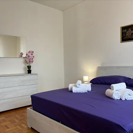 Casa Aurelio 2 Min Dall'ospedale Apartman